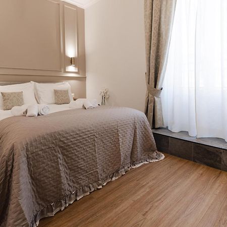 De Vince Suites - Luxury Rooms - Roma Termini Buitenkant foto