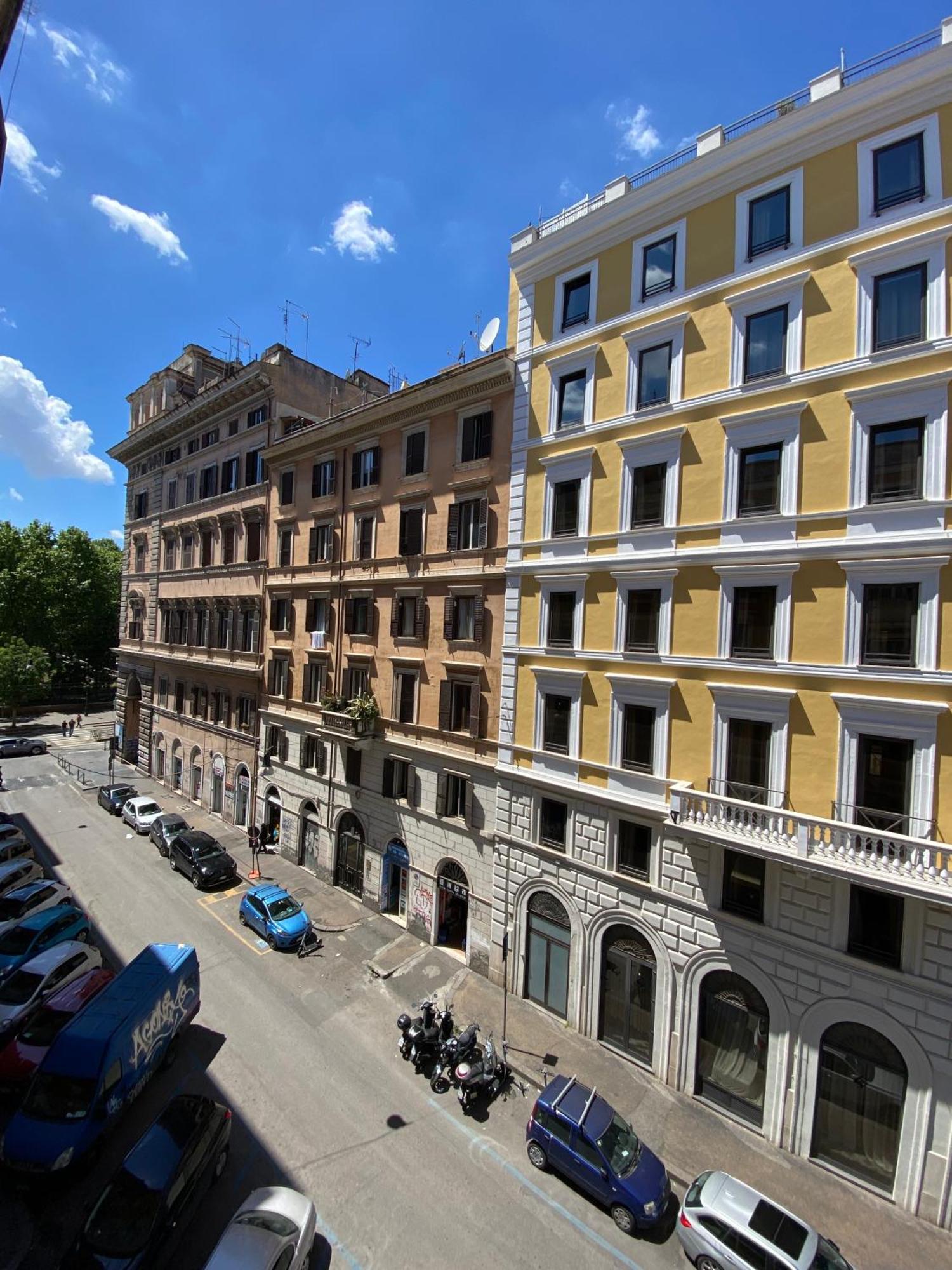De Vince Suites - Luxury Rooms - Roma Termini Buitenkant foto