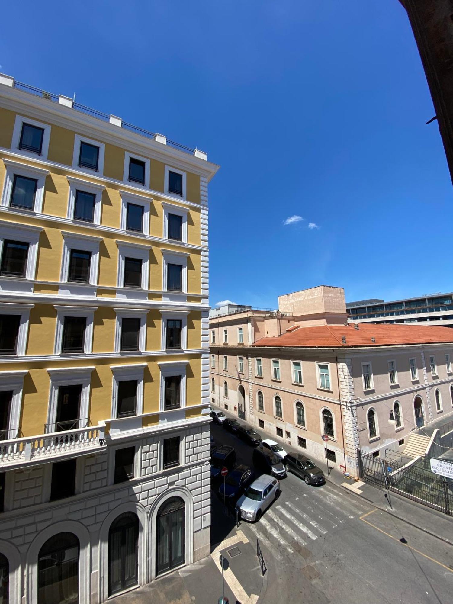 De Vince Suites - Luxury Rooms - Roma Termini Buitenkant foto