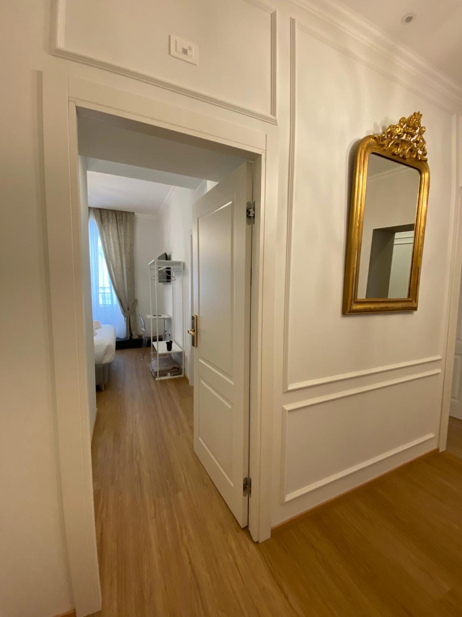 De Vince Suites - Luxury Rooms - Roma Termini Buitenkant foto